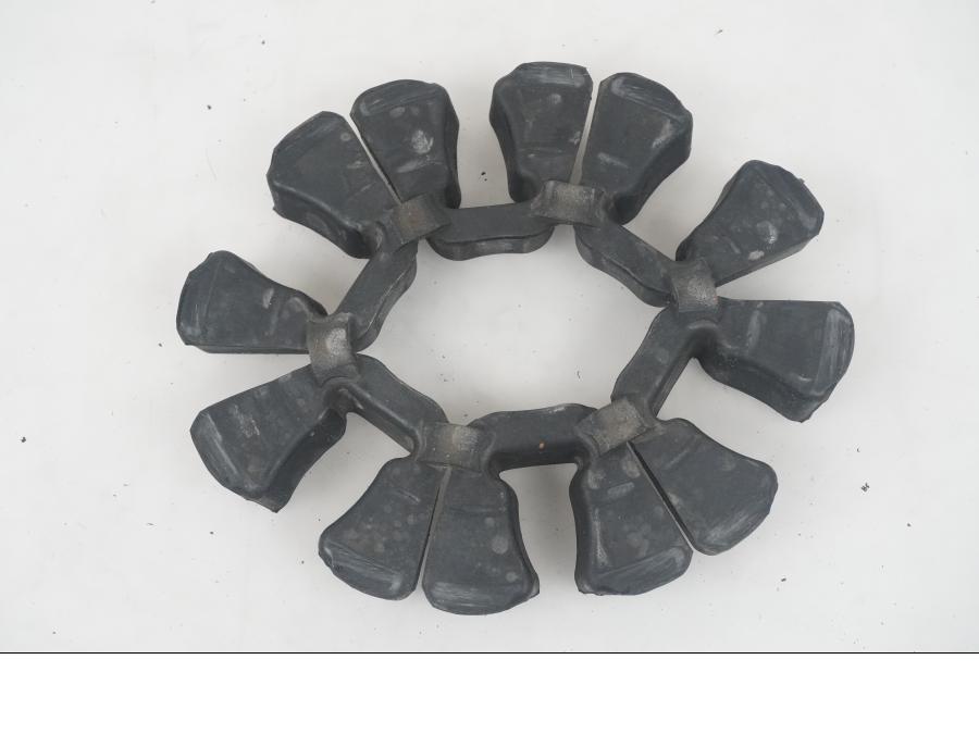 Baksidan på Ryckutjämnare från en Kawasaki Ninja 300 -2013 motorcykel.