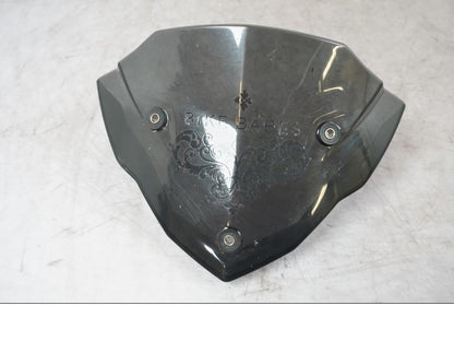 Framsidan på Vindruta från en BMW F 800 R -2018 motorcykel.