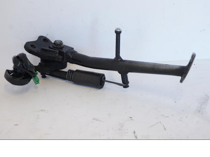 Baksidan på Sidostöd från en Honda CBR 900 RR -2001 motorcykel.