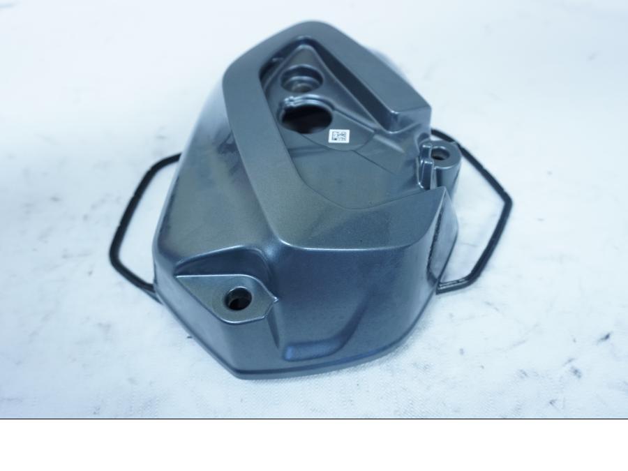 Höger sida på Ventilkåpa från en BMW R 1250 GS -2019 motorcykel.