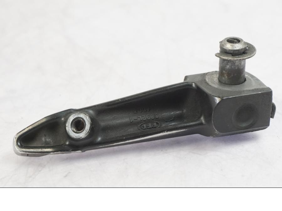 Vänster sida på Fotpinne från en Kawasaki ZX-10R -2008 motorcykel.