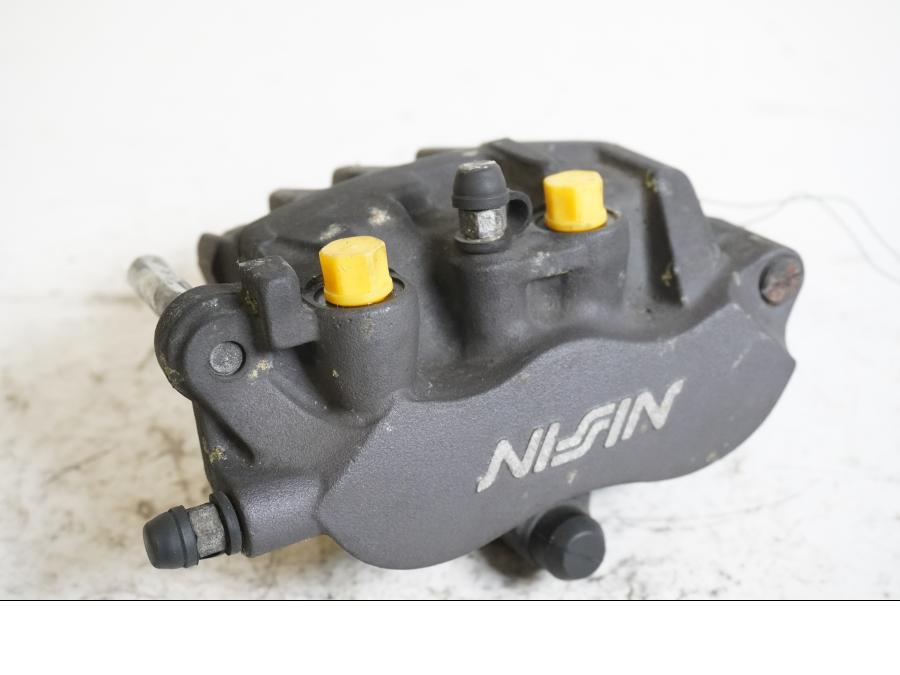 Framsidan på Bromsok från en Honda CBR 1100 XX -1997 motorcykel.