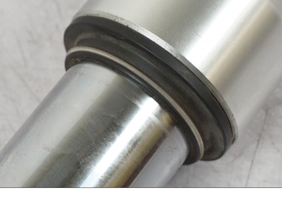 Extrabild4 på <p>Gaffelben höger till R 1200 RT 2011.</p>

<p>Skrapmärken, repor och mindre jack finns se bilder.</p> motorcykel.