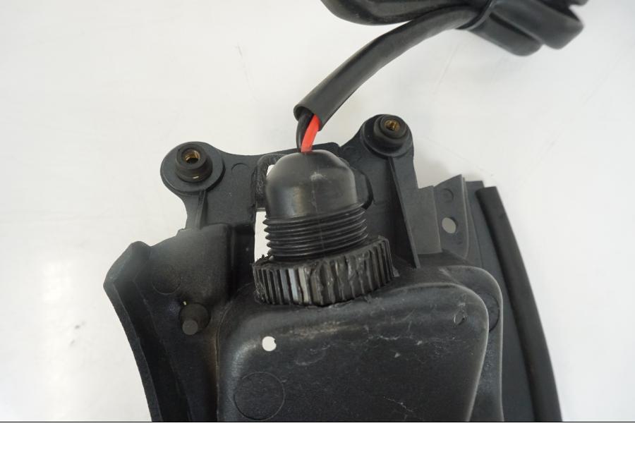 Snett uppifrån på Toppkåpsinsida från en Kawasaki ZZR 1100 -1994 motorcykel.