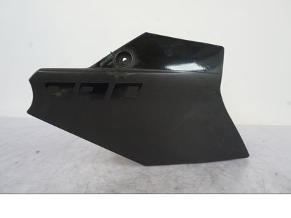 Baksidan på Magkåpa från en KTM 990 Super Duke -2006 motorcykel.