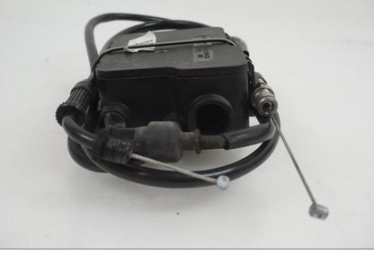 Höger sida på Vajerfördelare från en BMW R Ninet -2017 motorcykel.