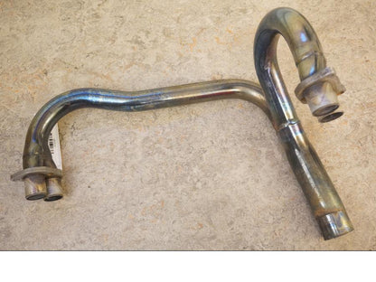 Baksidan på Grenrör från en BMW R 1100 GS -1997 motorcykel.