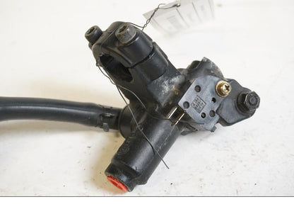 Vänster sida på Bromshuvudcylinder från en Kawasaki ZX-9R -2001 motorcykel.