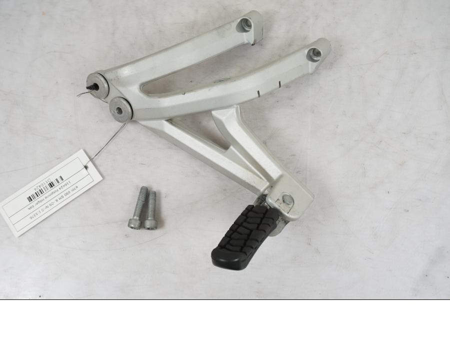 Framsidan på Fotpinne från en KTM 690 SM R -2009 motorcykel.