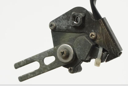 Snett uppifrån på Sidostödsbrytare från en Kawasaki VN 1500 Mean Streak -2003 motorcykel.