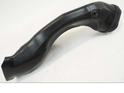 Snett uppifrån på Luftrör från en Suzuki GSX-R 1000 -2005 motorcykel.