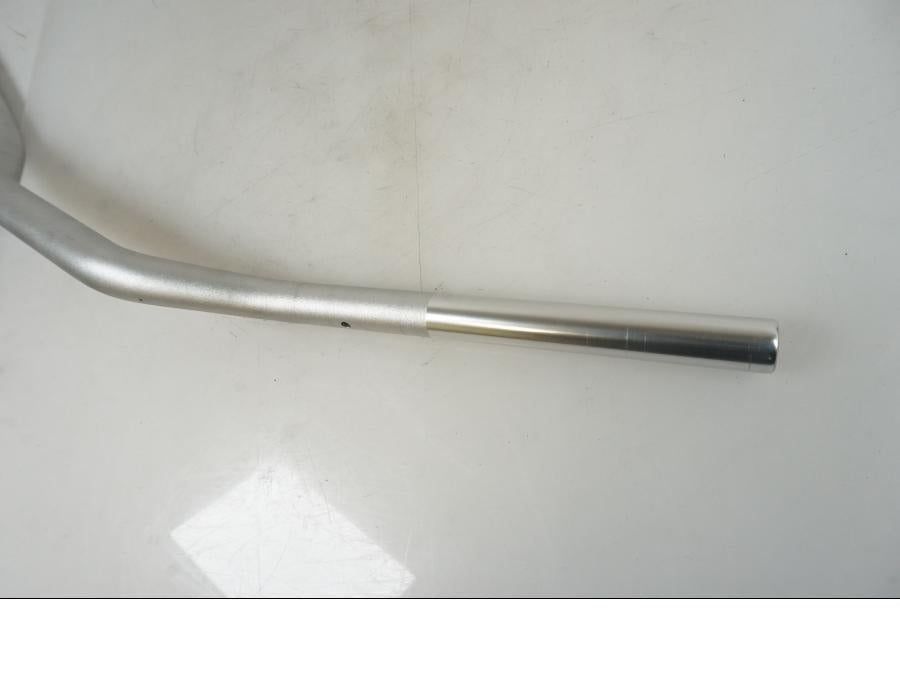 Baksidan på Styre från en Ducati Monster 1200 -2014 motorcykel.