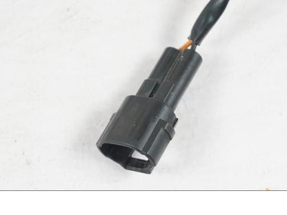 Snett uppifrån på Bensintankgivare från en KTM 690 Duke -2015 motorcykel.