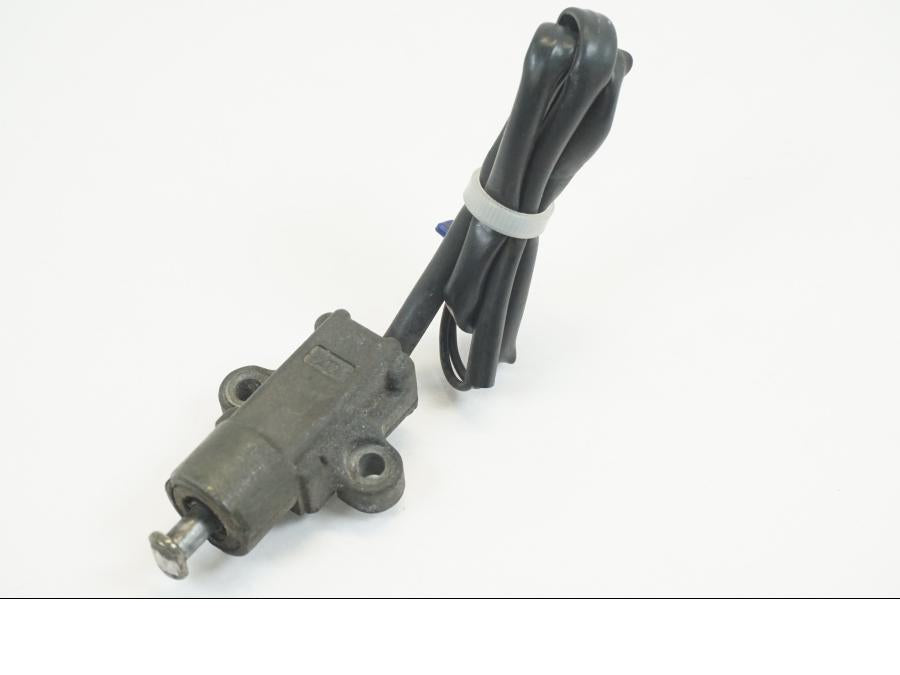 Vänster sida på Sidostödsfäste från en Yamaha XV 750 -1995 motorcykel.