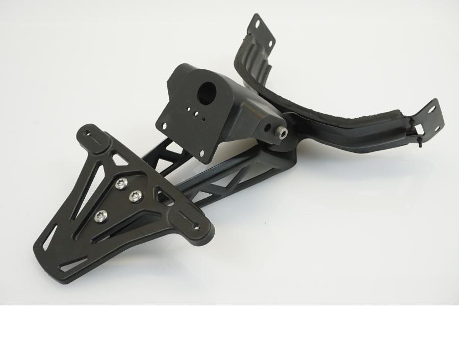 Framsidan på Skylthållare från en Triumph Daytona 675 -2010 motorcykel.