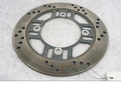 Baksidan på Bromsskiva från en Kawasaki Zephyr 750 -1991 motorcykel.