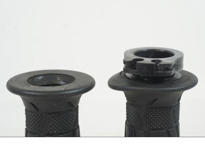 Vänster sida på Handtag från en Suzuki GSX-R 1000 -2007 motorcykel.