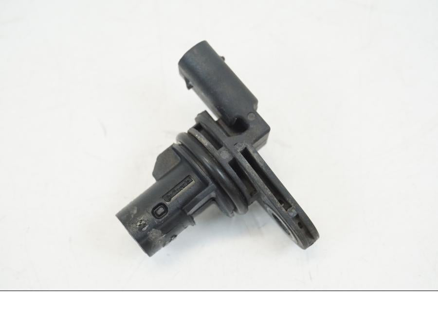 Snett uppifrån på Vevaxelsensor från en BMW R 1250 GS -2019 motorcykel.