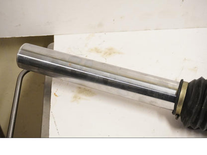 Vänster sida på <p>Gaffelben höger från Triumph Tiger 955i 2004.</p>

<p>Komplett.</p> motorcykel.