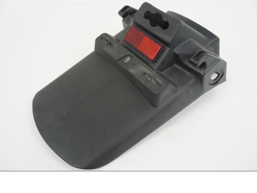 Framsidan på Skylthållare från en Suzuki GSX-R 1000 -2003 motorcykel.