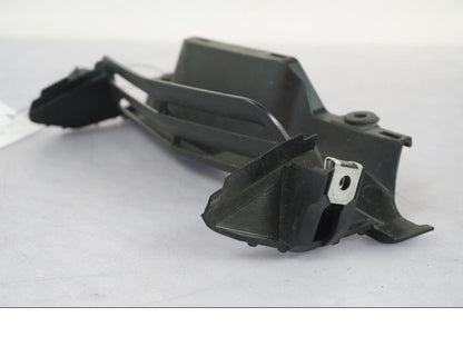 Snett uppifrån på Luftvinge från en BMW R 1250 GS -2019 motorcykel.