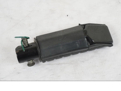 Höger sida på Fotpinne från en Honda CB 750 -1996 motorcykel.