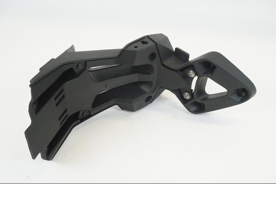 Vänster sida på Skylthållare från en BMW S 1000 XR -2019 motorcykel.