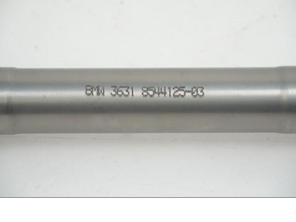 Snett uppifrån på Axel från en BMW R Ninet -2017 motorcykel.