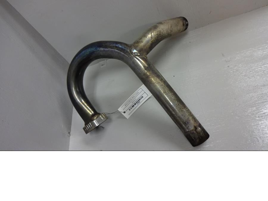 Framsidan på Grenrör från en BMW R 1150 GS -1999 motorcykel.