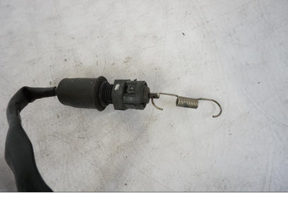 Baksidan på Bromsljuskontakt från en Kawasaki ER-6F -2010 motorcykel.