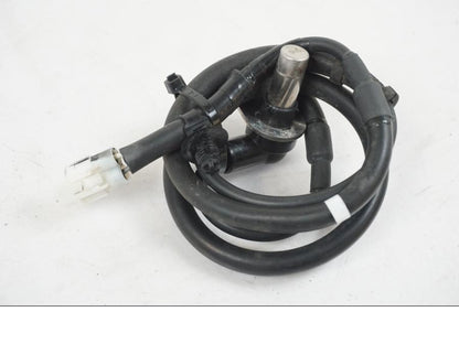 Vänster sida på ABS givare från en Yamaha MT-07 -2019 motorcykel.