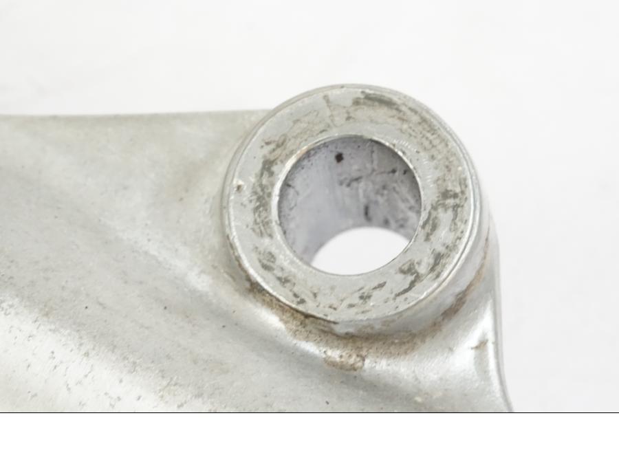 Höger sida på Gaffelben från en Kawasaki KL 650A -1987 motorcykel.