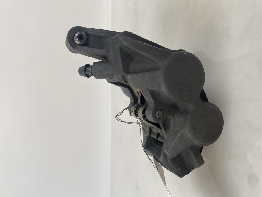 Höger sida på Bromsok från en Yamaha YZF R6 -1999 motorcykel.