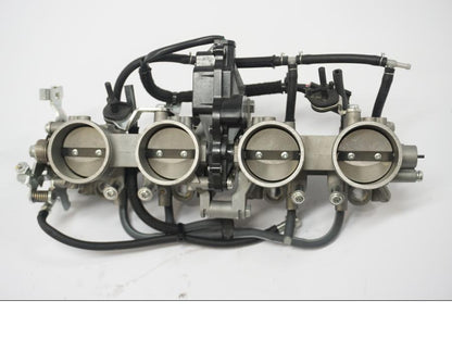 Snett nerifrån på Spjällhus från en Kawasaki Z 900 -2019 motorcykel.