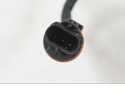 Snett nerifrån på Solenoid från en BMW R 1250 GS -2021 motorcykel.