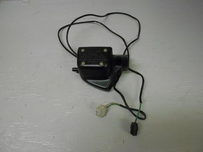 Höger sida på Kopplingshuvudcylinder från en BMW K 1200 LT -2007 motorcykel.