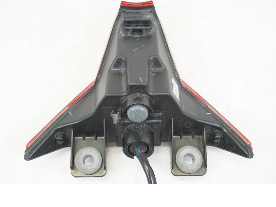 Vänster sida på Baklampa från en Kawasaki NINJA 400 -2020 motorcykel.