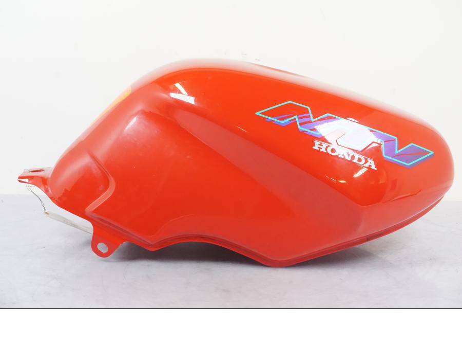 Extrabild1 på Bensintank från en Honda NTV 650 -1997 motorcykel.