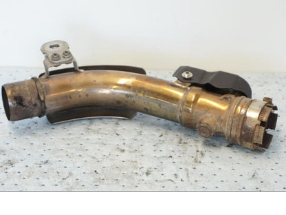 Vänster sida på Mellanrör från en Suzuki GSX 1300 BK -2008 motorcykel.