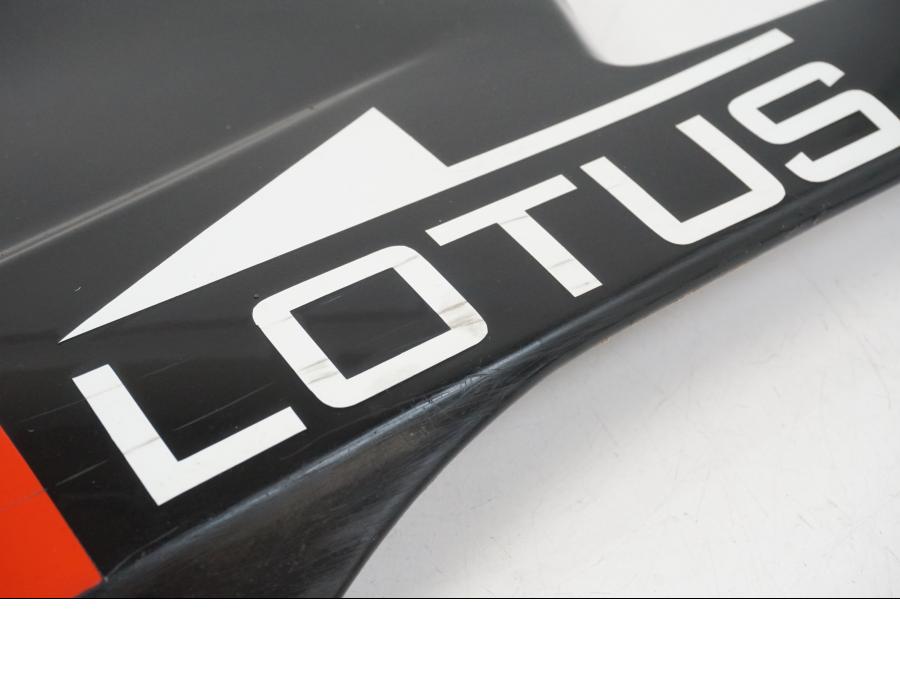 Vänster sida på Magkåpa från en Aprilia RS 125 -2008 motorcykel.