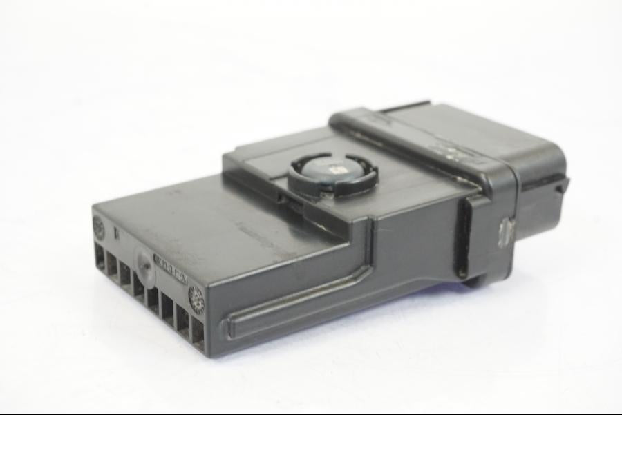 Snett uppifrån på Styrbox från en BMW R 1250 GS -2019 motorcykel.