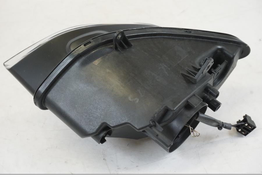 Vänster sida på Strålkastare från en BMW R 1200 RS -2014 motorcykel.