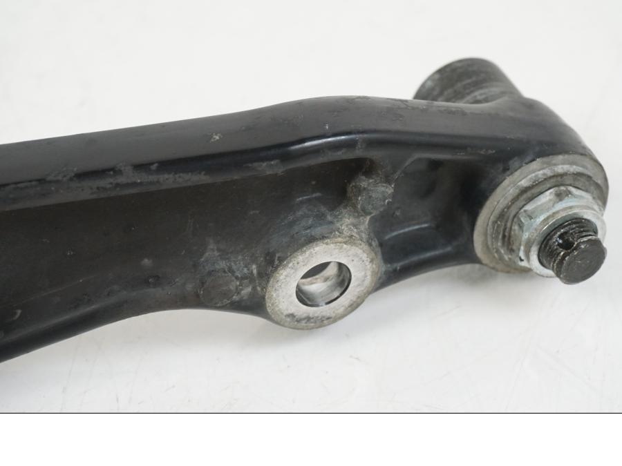 Extrabild2 på Bromsoksfäste från en Suzuki VS 1400 -1999 motorcykel.