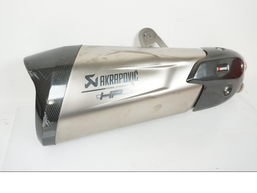 Framsidan på Ljuddämpare Sport från en BMW S 1000 R -2018 motorcykel.